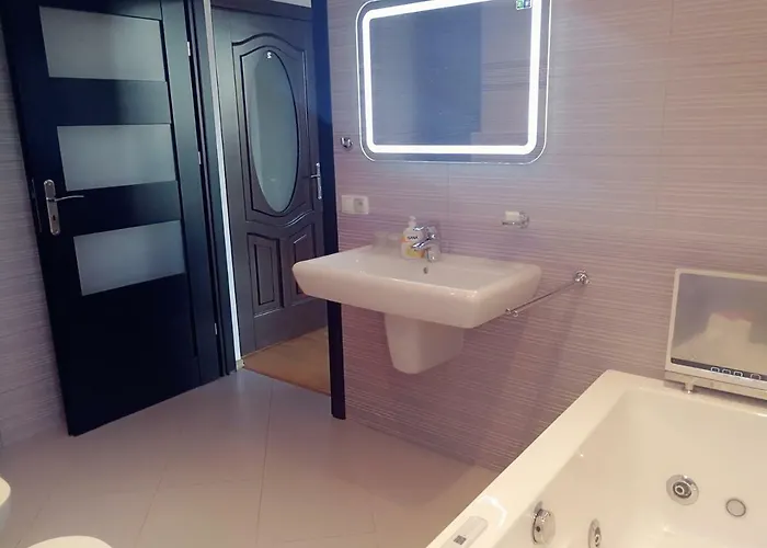 Np Sunshine Bed & Breakfast *